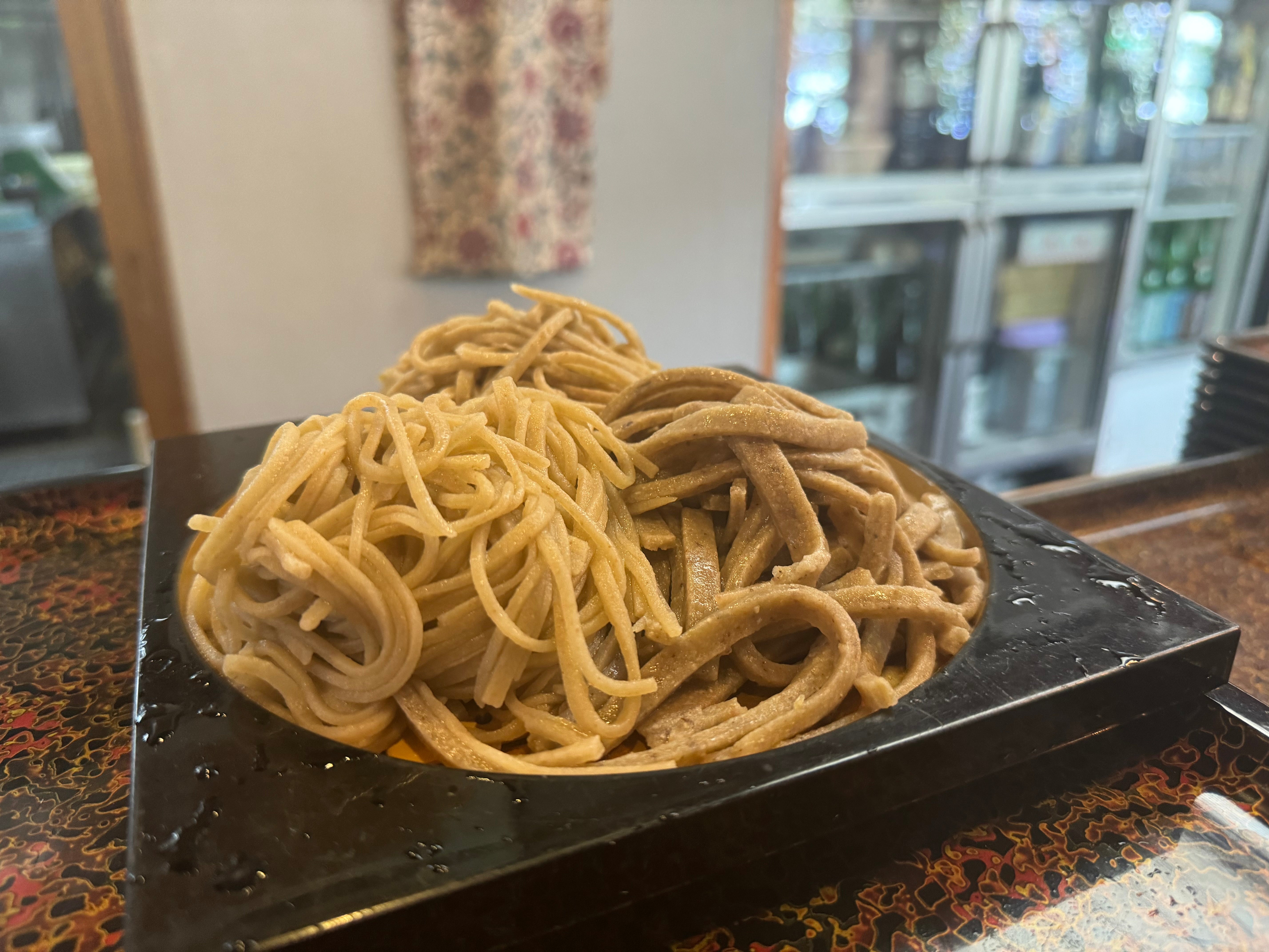 江戸時代のそば再現！　３種の在来種のそば（４人前）